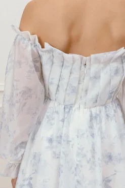 Amelia brudklänning