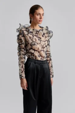 Angeline blus