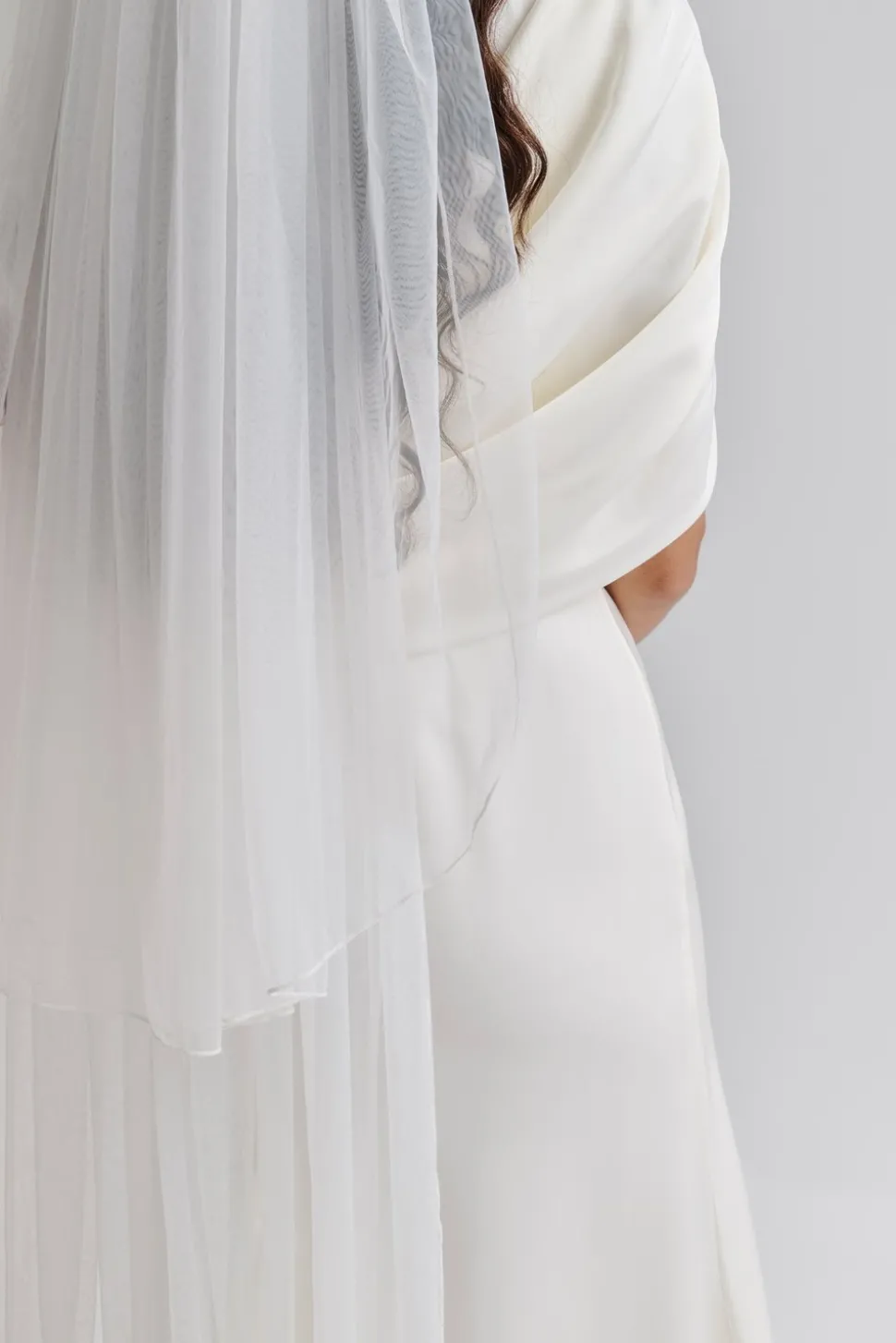 Cathedral blusher veil