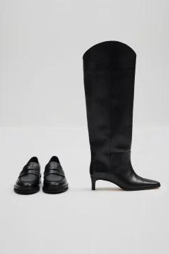 Leona loafers